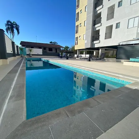 Jathy - Apt no Centro com Piscina e Varanda Gourmet-3